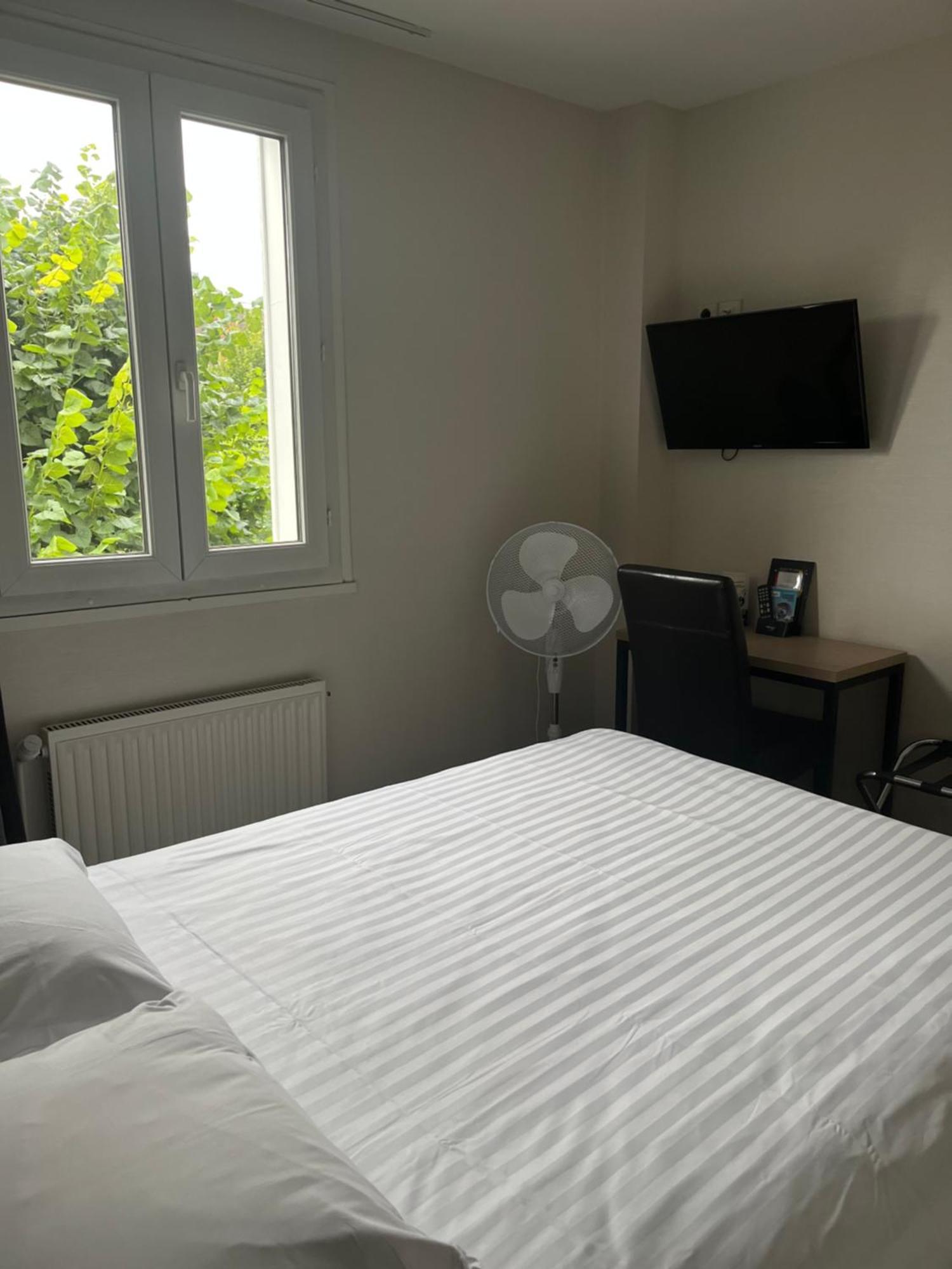 Hotel De Troyes Phòng bức ảnh
